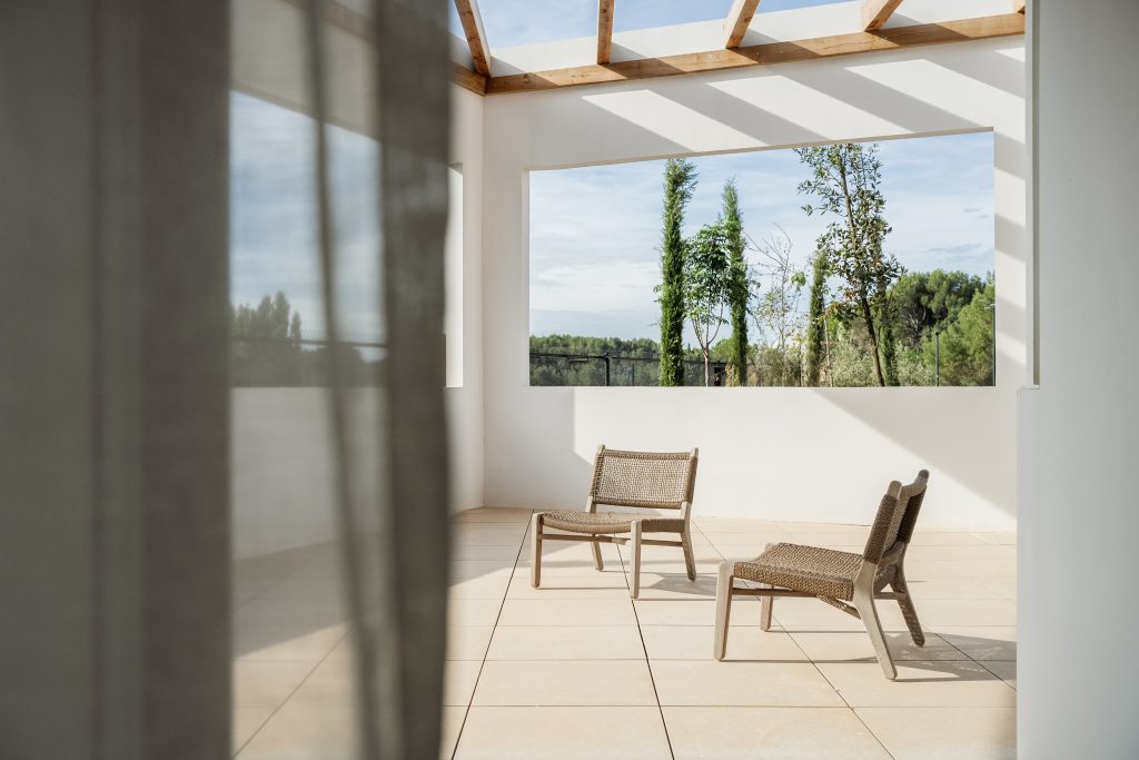 chambre avec terrasse dans un hôtel de luxe à aix-en-provence